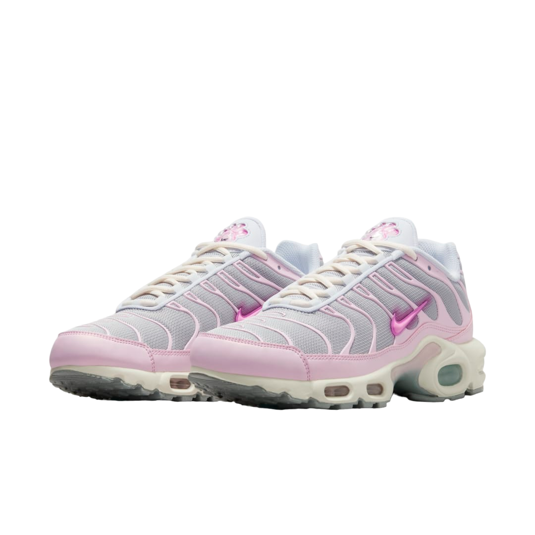 Nike Air Max Plus "Paw Print" Limited Edition
